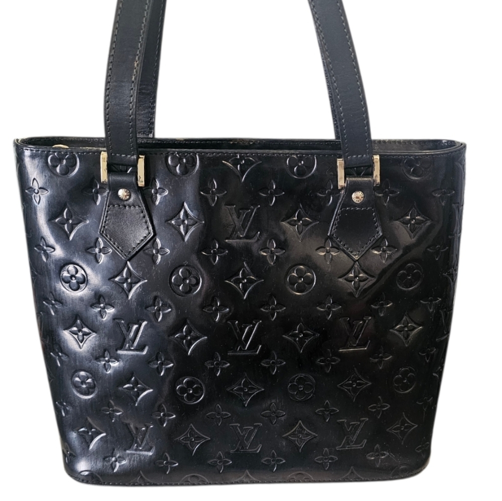 Louis Vuitton Vernis Houston Embossed Shoulder Bag
